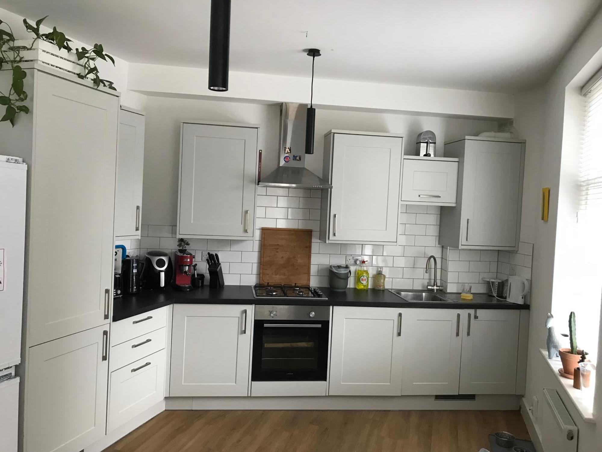 Greenwich Double To Rent - Near Station