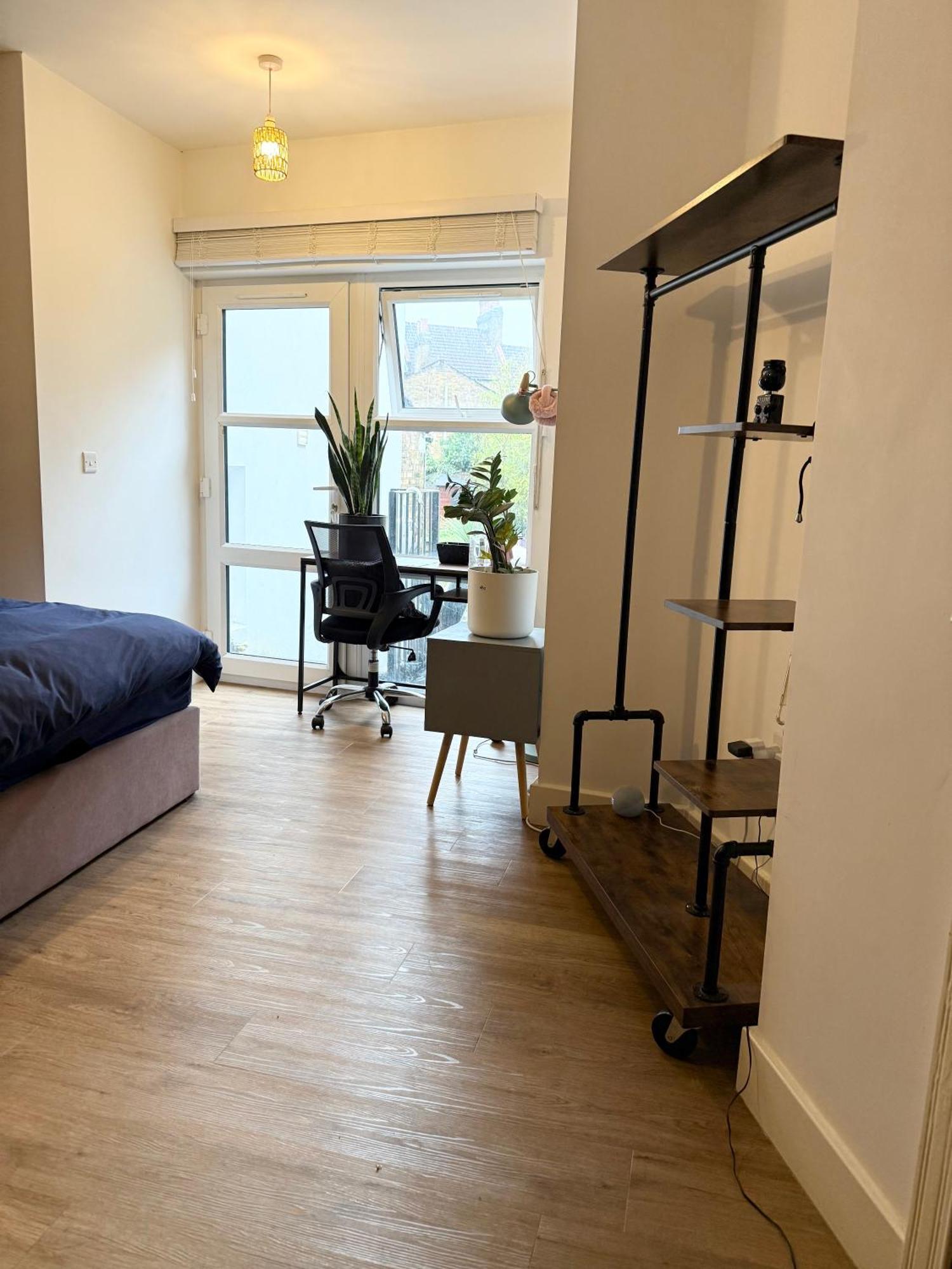 Greenwich Double To Rent - Near Station London